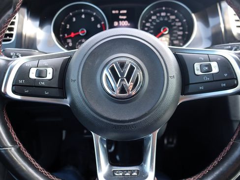 Used 2016 Volkswagen GTI SE FWD image 35