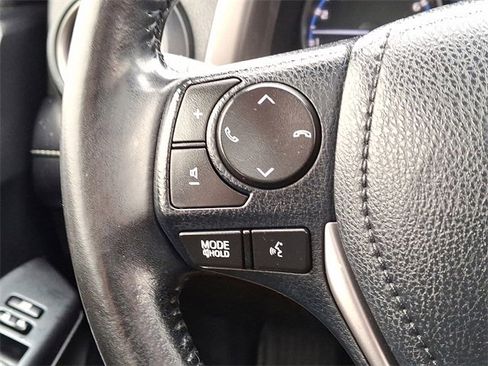 Used 2018 Toyota RAV4 XLE image 21