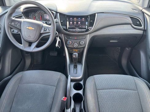 Certified 2021 Chevrolet Trax LS w/ Tint and Cruise Package image 11