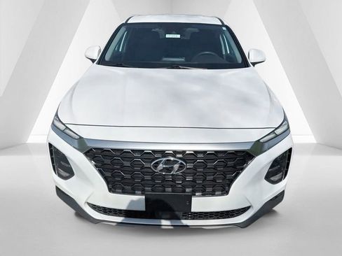 Used 2019 Hyundai Santa Fe SE image 2