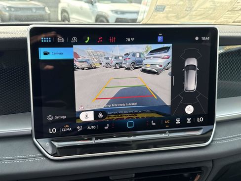 New 2026 Volkswagen Tiguan SE FWD image 25