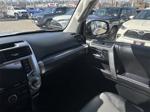 Used 2022 Toyota 4Runner SR5 Premium image 35
