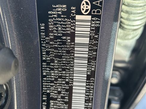 Used 2019 Toyota Corolla L image 10