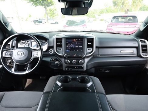 Used 2022 RAM 1500 Big Horn RWD image 32