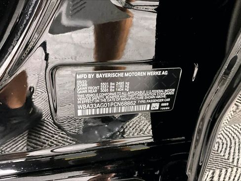 Used 2023 BMW 530e xDrive image 34