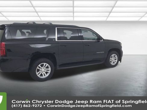 Used 2017 Chevrolet Suburban LT image 15