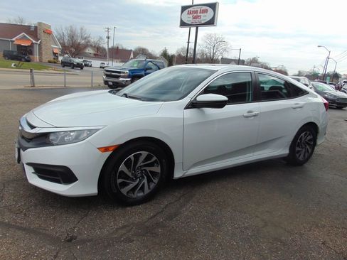 Used 2017 Honda Civic EX image 7