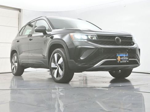 Certified 2023 Volkswagen Taos S AWD/4WD image 29