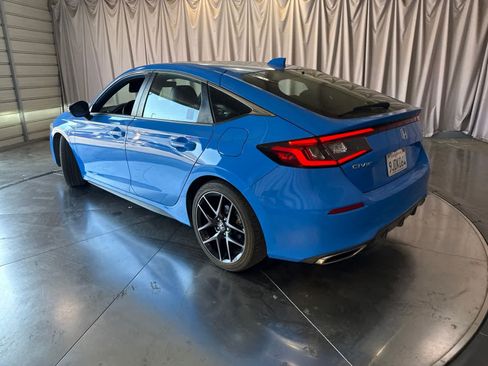 Used 2023 Honda Civic Sport Touring image 7