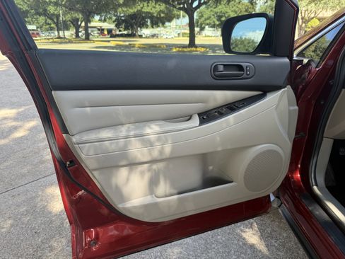 Used 2011 MAZDA CX-7 i Sport w/ Convenience Pkg image 17