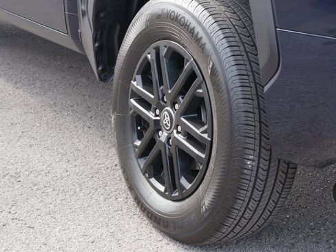 Used 2025 Toyota Tundra SR5 image 10