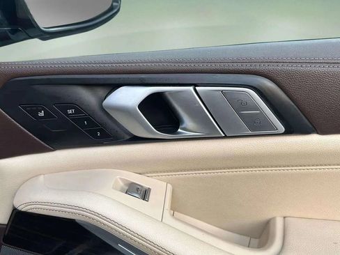Used 2019 BMW X7 xDrive40i w/ Premium Package image 30