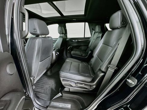 Used 2022 GMC Yukon Denali w/ Denali Premium Package RWD image 27