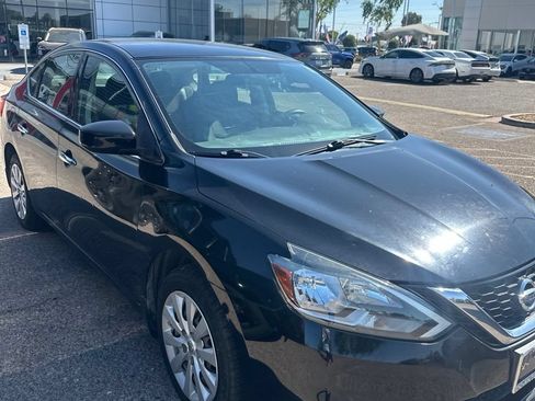 Used 2016 Nissan Sentra S FWD image 3