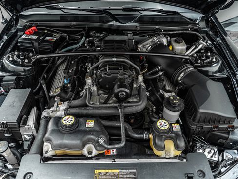 Used 2008 Ford Mustang Shelby GT500 RWD image 12