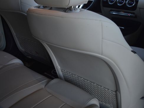 Used 2023 Mercedes-Benz CLA 250 image 34