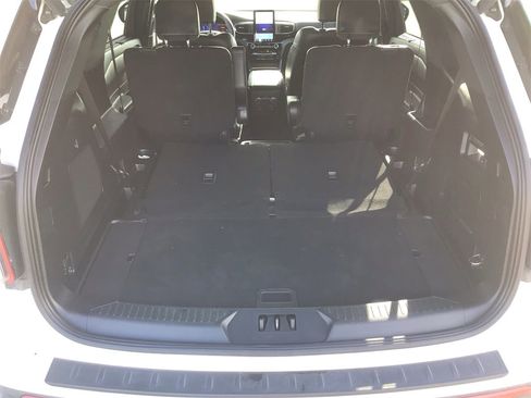 Used 2021 Ford Explorer ST w/ Premium Technology Package image 13