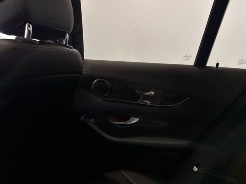 Used 2017 Mercedes-Benz GLC 300 4MATIC image 21