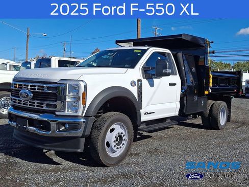 New 2025 Ford F550 4x4 Regular Cab Super Duty image 1