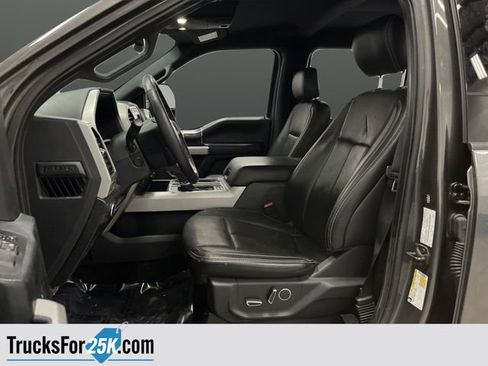 Used 2018 Ford F150 Lariat w/ Equipment Group 502A Luxury image 4