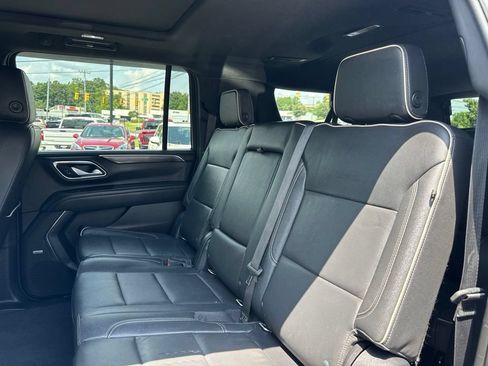 Used 2022 GMC Yukon XL SLT AWD/4WD image 26