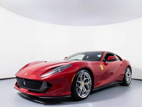 Certified 2018 Ferrari 812 Superfast image 29