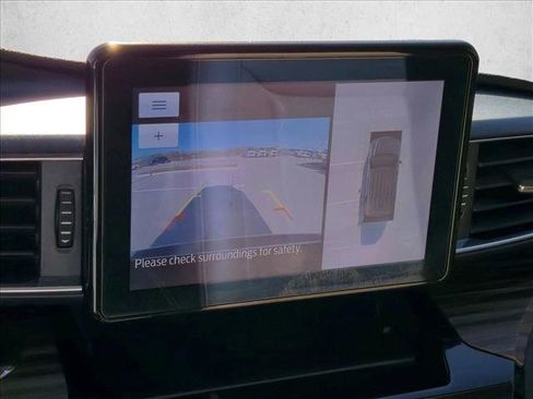 Used 2022 Ford Explorer Limited w/ Equipment Group 301A image 13