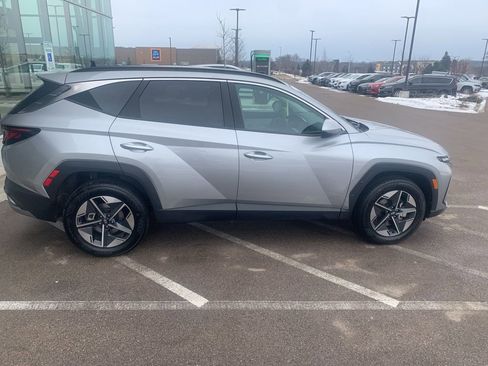 Certified 2025 Hyundai Tucson SEL image 7