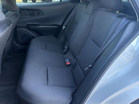 Used 2024 Toyota Prius LE FWD image 12