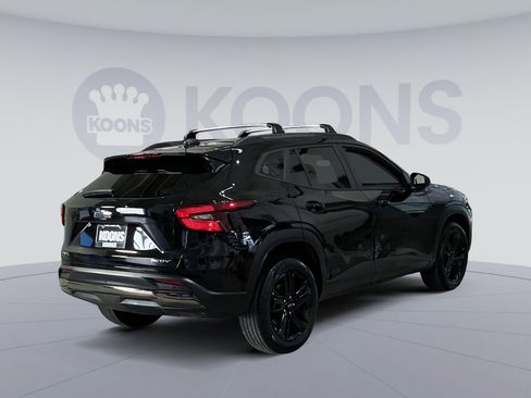 Used 2025 Chevrolet Trax ACTIV w/ Driver Confidence Package image 16