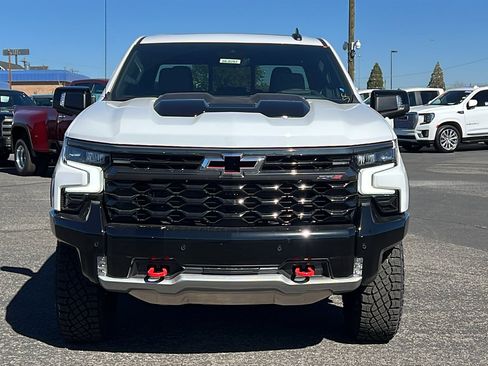 New 2026 Chevrolet Silverado 1500 ZR2 image 2