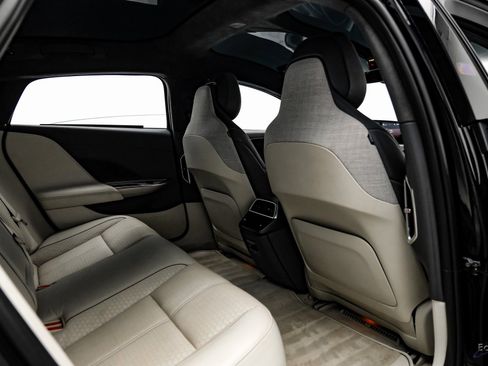 Used 2022 Lucid Air Dream Edition image 76