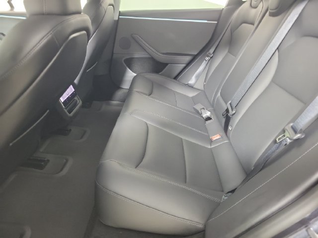 Used 2025 Tesla Model 3 Long Range RWD image 12