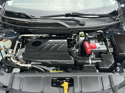 Used 2023 Nissan Rogue S FWD image 3