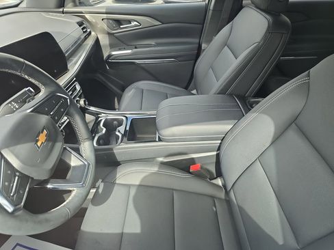 Used 2026 Chevrolet Traverse LT w/ Sun and Wheel Package image 15