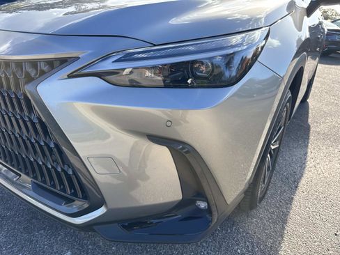 Certified 2025 Lexus NX 350 AWD w/ Premium Package image 9