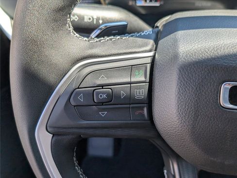 New 2025 Jeep Grand Cherokee Laredo X w/ Luxury Tech Group I image 17