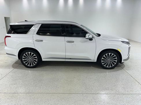 Used 2025 Hyundai Palisade Calligraphy FWD image 6