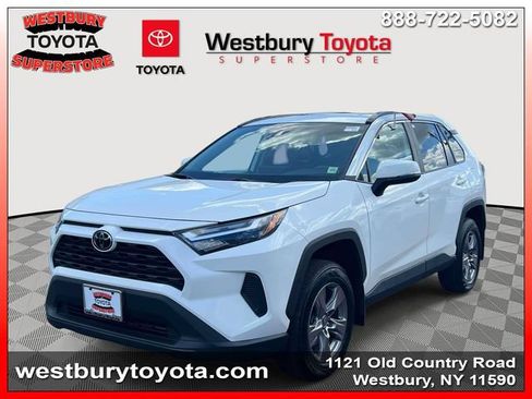 Certified 2023 Toyota RAV4 XLE w/ Convenience Package AWD/4WD image 5
