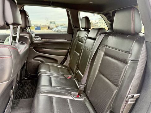 Used 2018 Jeep Grand Cherokee Trailhawk w/ Trailhawk Luxury Group AWD/4WD image 11