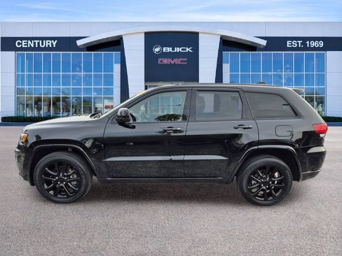 Used 2021 Jeep Grand Cherokee Laredo X AWD/4WD image 7