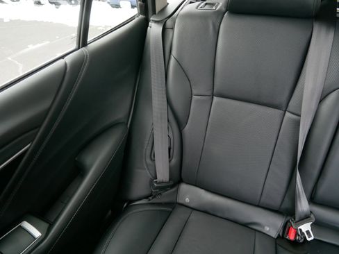 Used 2022 Subaru Outback Limited image 12