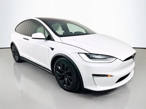 Used 2022 Tesla Model X AWD/4WD image 3