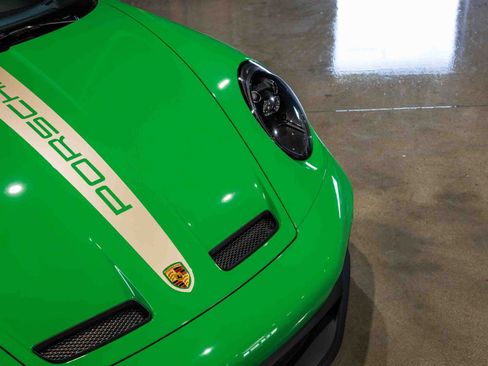 Used 2022 Porsche 911 GT3 RWD image 5