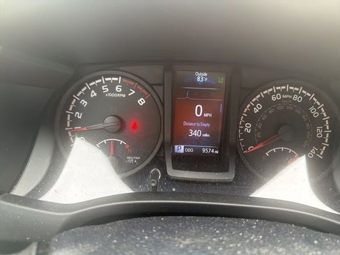 Used 2019 Toyota Tacoma SR w/ SX Package AWD/4WD image 13