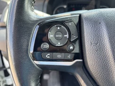Used 2021 Honda Pilot Touring image 11