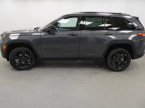 New 2026 Jeep Grand Cherokee Limited w/ Limited Altitude Package image 14