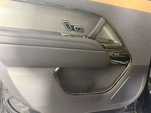 New 2026 Land Rover Range Rover Sport Dynamic SE AWD/4WD image 15