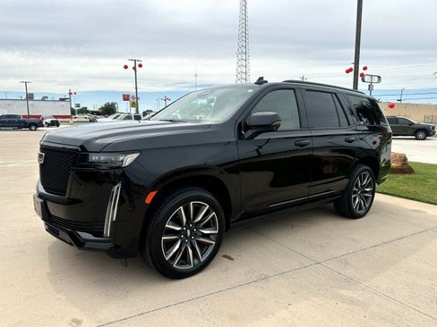Used 2023 Cadillac Escalade Sport w/ Touring Package AWD/4WD image 10