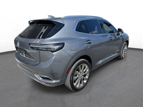 Used 2022 Buick Envision Avenir w/ Technology Package II image 3